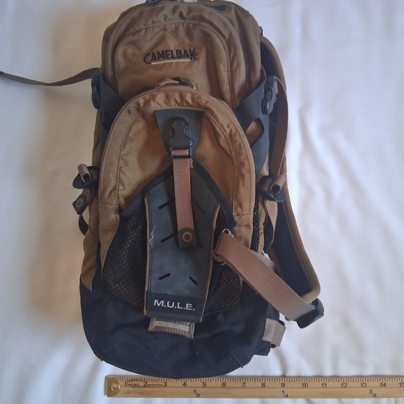 CamelBak M.U.L.E. D2 Fit Hydration Backpack. No Bladder. - Picture 14 of 14